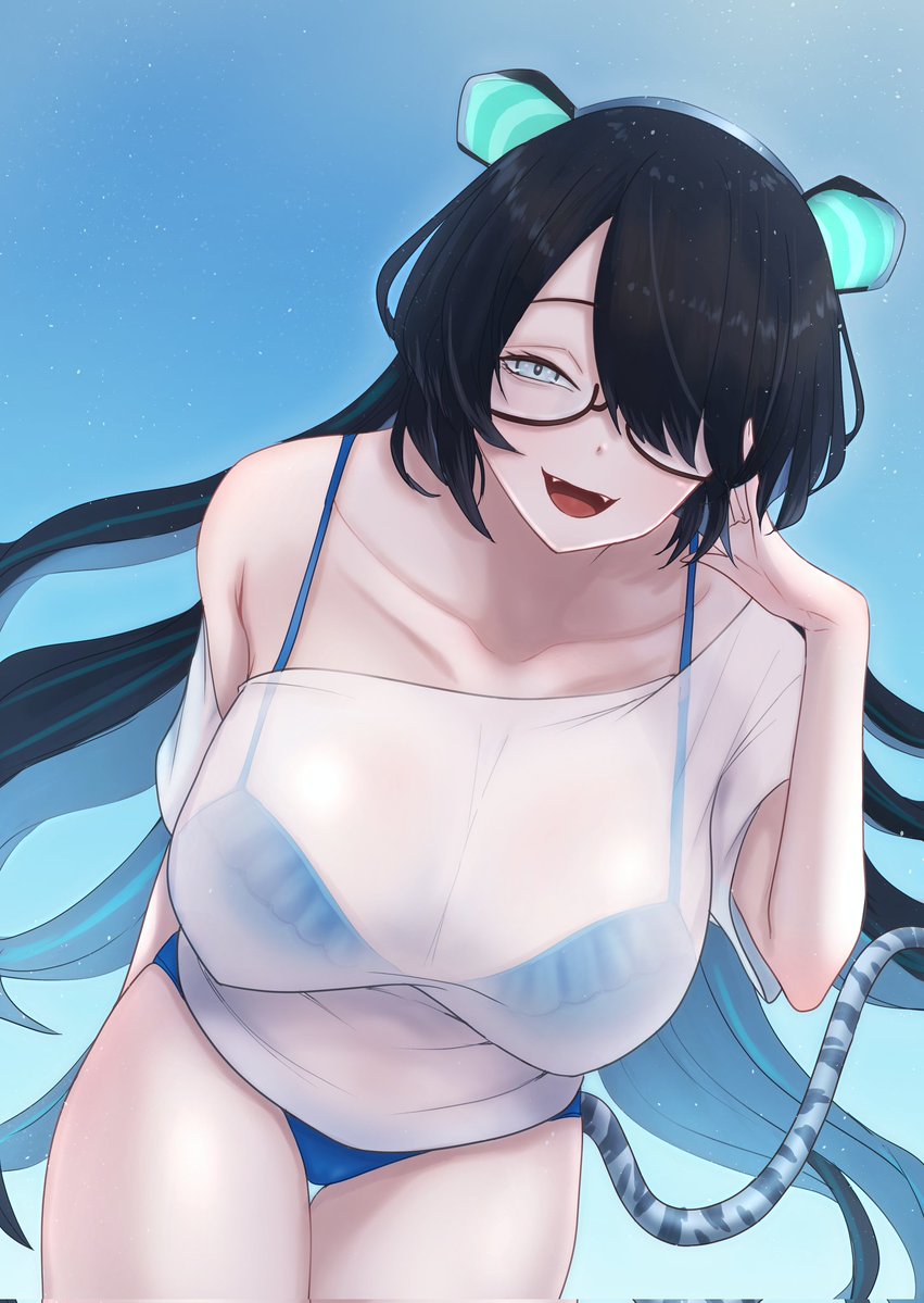 Calvenen's tweet photo. The glasses stay ON
#MakinArchive art by @/cotatubo https://t.co/PRGqhnj4Sj