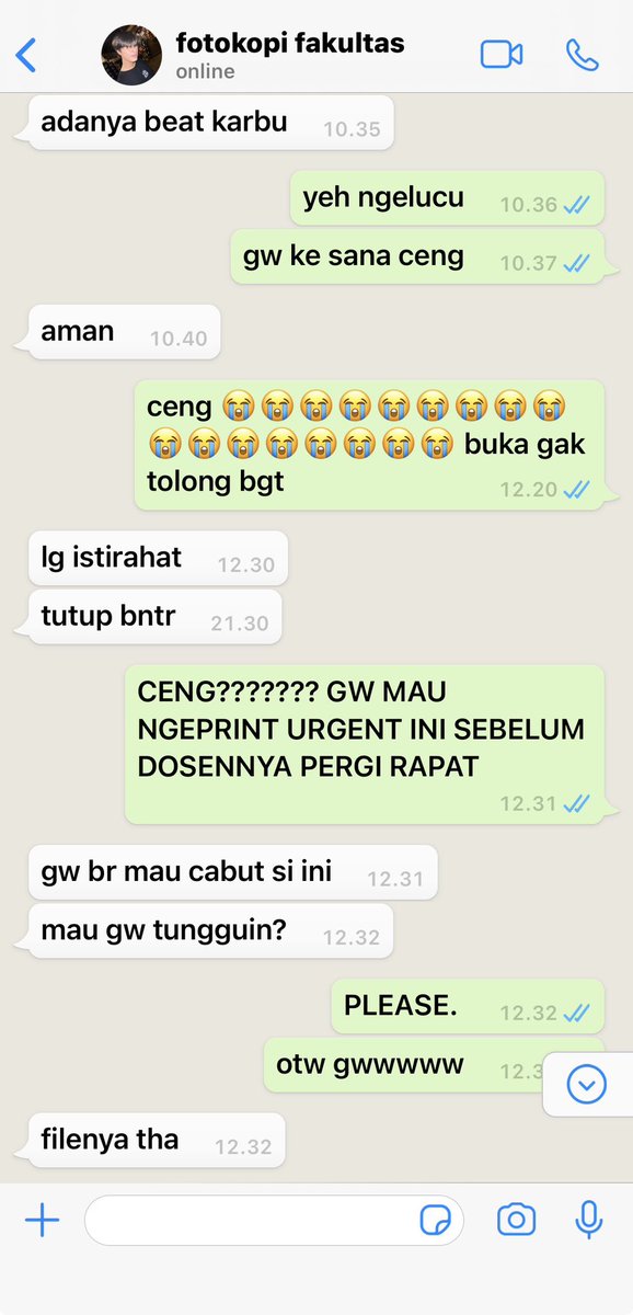 fourthcil's tweet photo. abang fotokopi fakultas x mahasiswa smt akhir yang lagi skripsian https://t.co/Q2NFgVJaBz