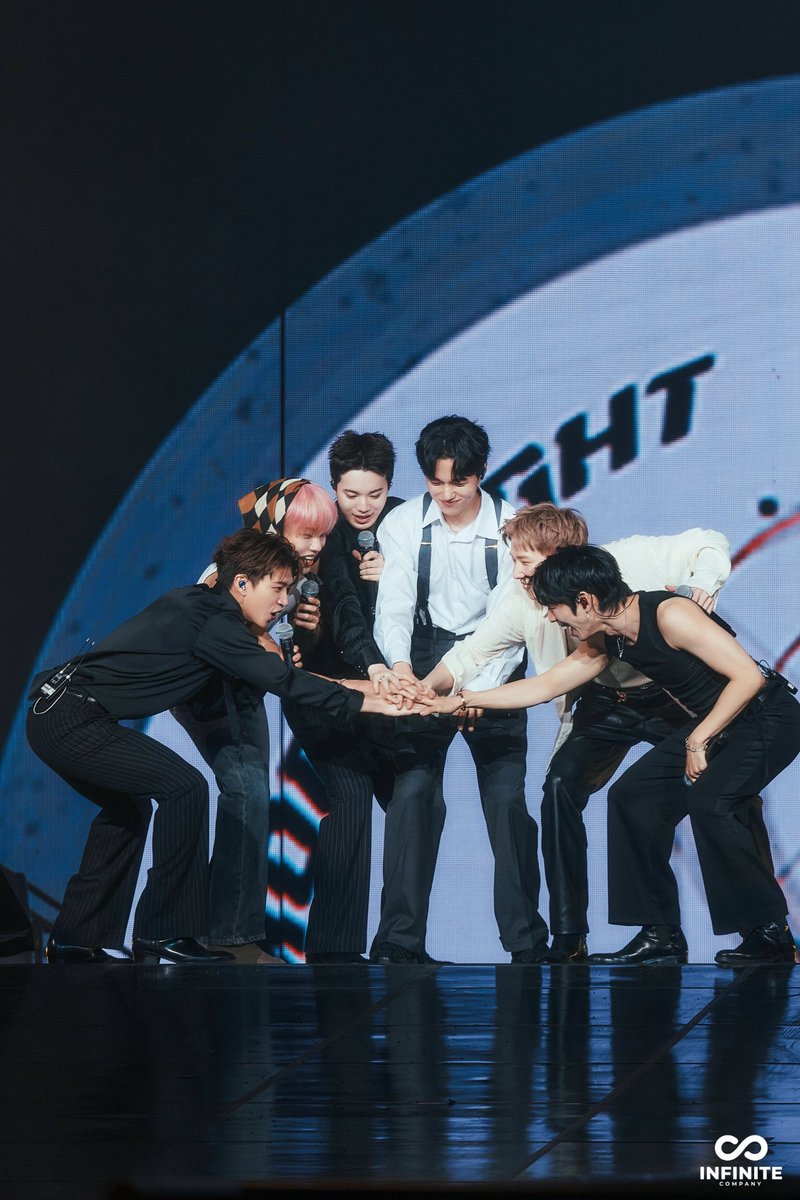 babygyu's tweet photo. i can’t believe it’s their 16th year already 🥺❤️
#인피니트가_빛나는_열여섯번째_여름
#16YearsWithINFINITE https://t.co/mwQEOJ1x3l