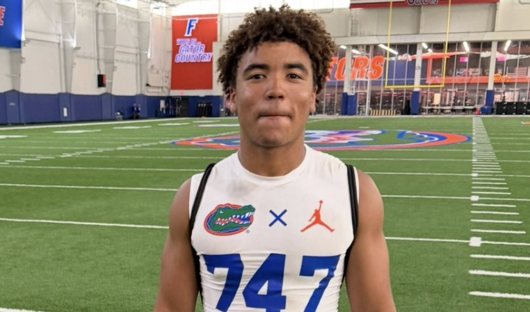 sixstarfootball's tweet photo. EVENT COVERAGE | Florida Gators Prospect Camp Draws Several Talented Prospects

📈 Strong performances helped several prospects generate recruiting momentum and attract attention from college coaches

📖 Full recap + scouting reports now live!

STORY ▶️ https://t.co/y5KgRfBczU

@Brayden_84 @jordan_benker @Eddiebouey @AzariasBrown352 @lucascazenave8 @JCruz_10_ @Zone6Aj @WyattEnnis0386 @Jaidyngomez12 @ZechGuyton7 @ElanJones8510 @DeuceGetLoose @T_Lackovich @LukeLekites @RileyMcGriff3 @McneilJyree @Cruze_Miethke @_showtime10 @MathiasParker09 @ryderpollard1 @MROLLE2029 @7_Khalidsalim @JaydenStevDB @M_Strin09 @WesSullivan18 @m_thelwell55 @ZTolmoff @Jd_2wiggins @Yamon_J