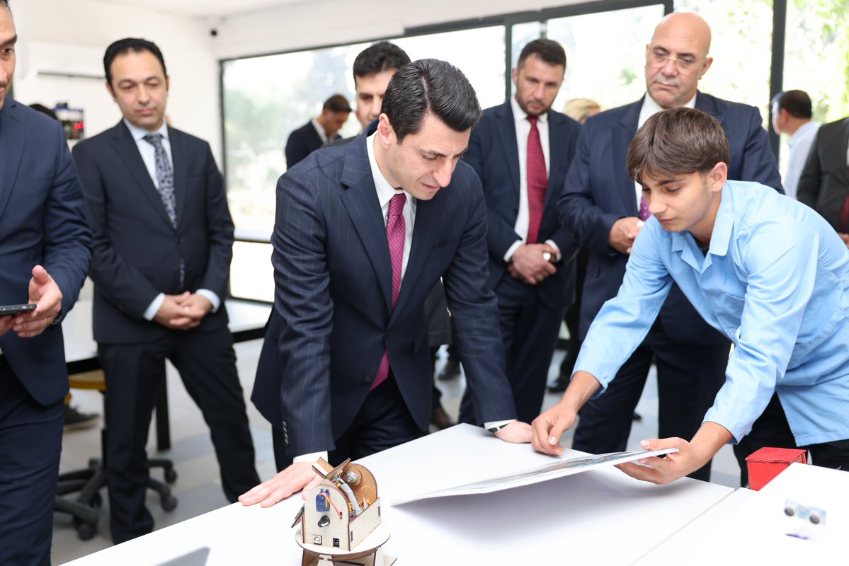 AdanaMem's tweet photo. Millî Eğitim Bakanlığı Bakan Yardımcımız Sayın M. Bilal Macit, Millî Eğitim Bakanlığı Mesleki ve Teknik Eğitim Genel Müdürü Sayın Salih Kaygusuz, Millî Eğitim Bakanlığı İnşaat ve Emlak Genel Müdür Yardımcısı Sayın Mehmet Öztimur ve İl Millî Eğitim Müdürümüz Sayın Mehmet Nurettin Aras, Adana Mesleki ve Teknik Anadolu Lisesini ziyaret etti.

Ziyaret kapsamında okulun eğitim ortamları ve atölyelerinde incelemelerde bulunularak yürütülen çalışmalar hakkında bilgi alındı. Programda öğrenci ve öğretmenlerle bir araya gelinerek mesleki ve teknik eğitimin geliştirilmesine yönelik değerlendirmelerde bulunuldu. @tcmeb @Yusuf__Tekin @bilalmacit @tcmeb_mtegm @mnaras