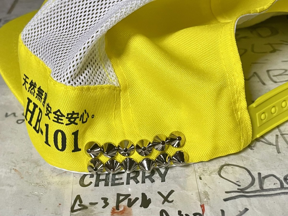pako515's tweet photo. 本日のわるだくみ👿も大成功✨
2列で打つとイカつさマシマシです😠 https://t.co/ozzarpyGzT