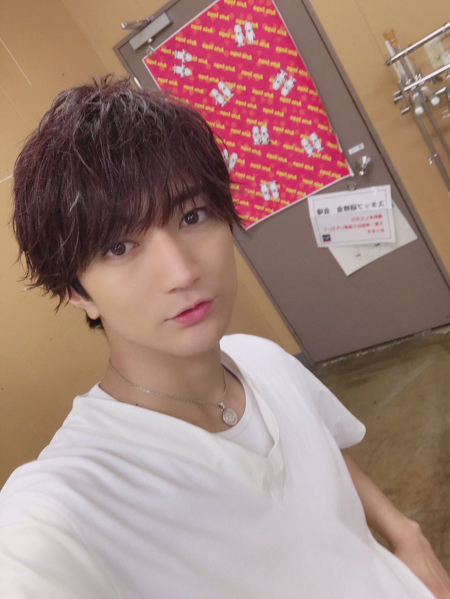 rinakobe20's tweet photo. 純平くん
お誕生日おめでとう🎉
変わらず
今年もお祝いできることを
嬉しく思うよ〜🙏🥹
34歳も
誰よりも幸せで居てね💐
あと、健康で
元気で居てください‼️
最近は昔よりは落ち着いてきてて
元気そうやから
そこまで心配してないけど
変わらず心配なので😢💭
神戸の里菜☺︎☺︎
@jyt_junpei 💐💐 https://t.co/njleQkdKoH