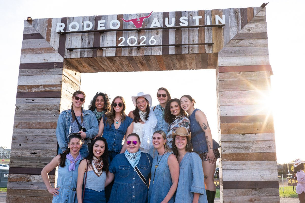 rodeoaustin's tweet photo. Happy National Best Friends Day! ❤️

Here's to the friendships that make Rodeo Austin special. https://t.co/x431zcspB2