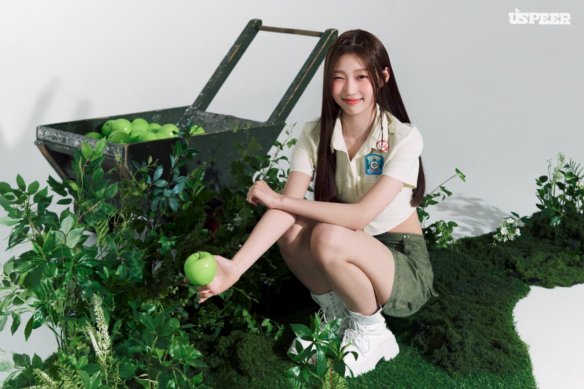USPEER_official's tweet photo. CONCEPT PHOTO : DISTRICT ver. 🍀
ROA
⠀
USPEER 1st MINI ALBUM [BITE DISTRICT]
➫ 2026.06.17 6PM (KST)
⠀
#USPEER #유스피어 #ROA #로아
#BITEDISTRICT #USPEER_BITEDISTRICT https://t.co/Q51JKxjFPp
