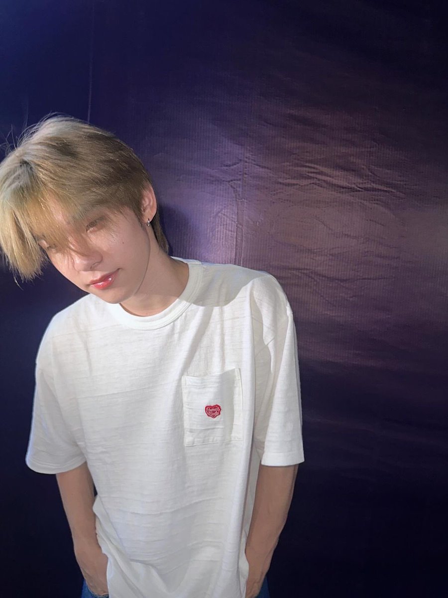 nmitskii's tweet photo. udah malem kepikiran blonde teetee TOLONGLAH PULANG KE GUEEEEE TEETEE BLONDE WANPICHIT https://t.co/wsazBuGhXn