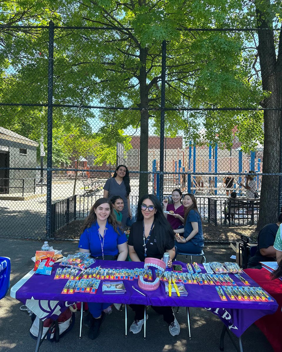 WhitCopy's tweet photo. Today's outreach event 💜🦷
#Outreach #PreDental #PediatricDentistry https://t.co/Wur9N4X0Zm