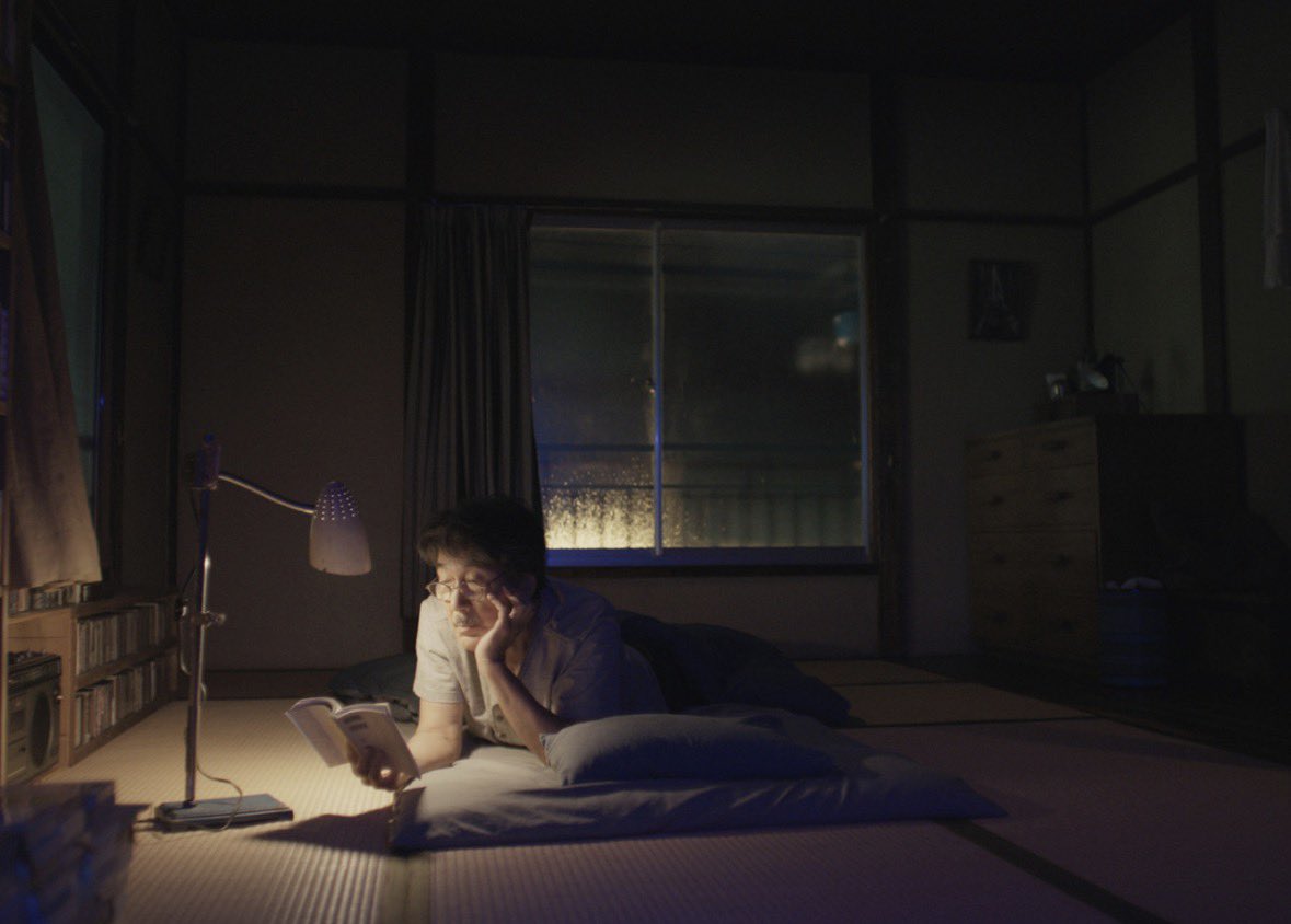 keepwriting_and's tweet photo. 이 고독과 적막… 그 사이 코모레비같은 완벽함을 오마주한 책이라니. 믿고 읽는 작가님들 이름이 몇 보여서 들뜨게 돼… https://t.co/oxShaZVFHQ