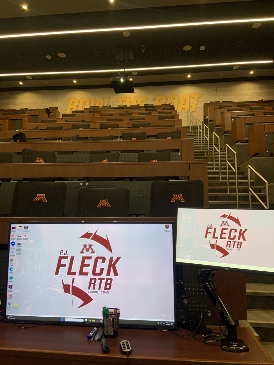 VikingsWeekly's tweet photo. Shout out to @Coach_Fleck &amp; the entire @GopherFootball staff for the incredible experience at the Row the Boat HS Football Camp! The intensity for the players was outstanding! Plus, as a parent, thank you for including us, @Coach_Fleck your Q&amp;A was awesome, well done! https://t.co/EaMgHVdV5c