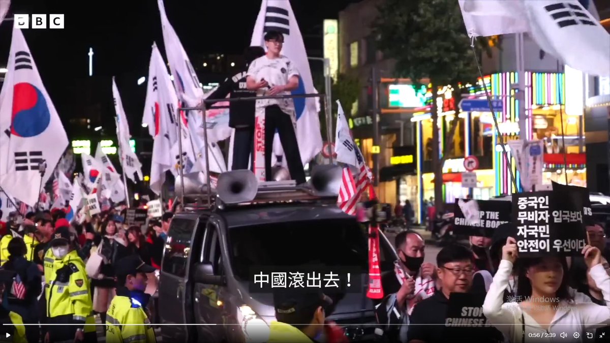 tokuumi8964's tweet photo. 看来无论哪个国家的大学生都是傻逼，邓小平是对的。 https://t.co/xR2dt5BbBm