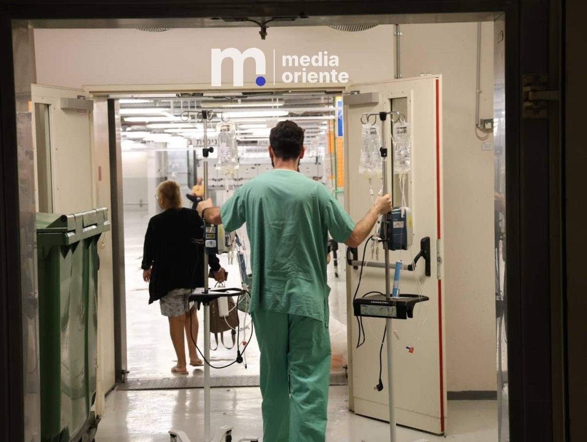MediaOriente's tweet photo. El hospital Ichilov, centro de Israel, ya entrenado, desciende al subsuelo para protegerse de las agresiones iraníes contra la población civil israelí. https://t.co/CrIrxOWotp