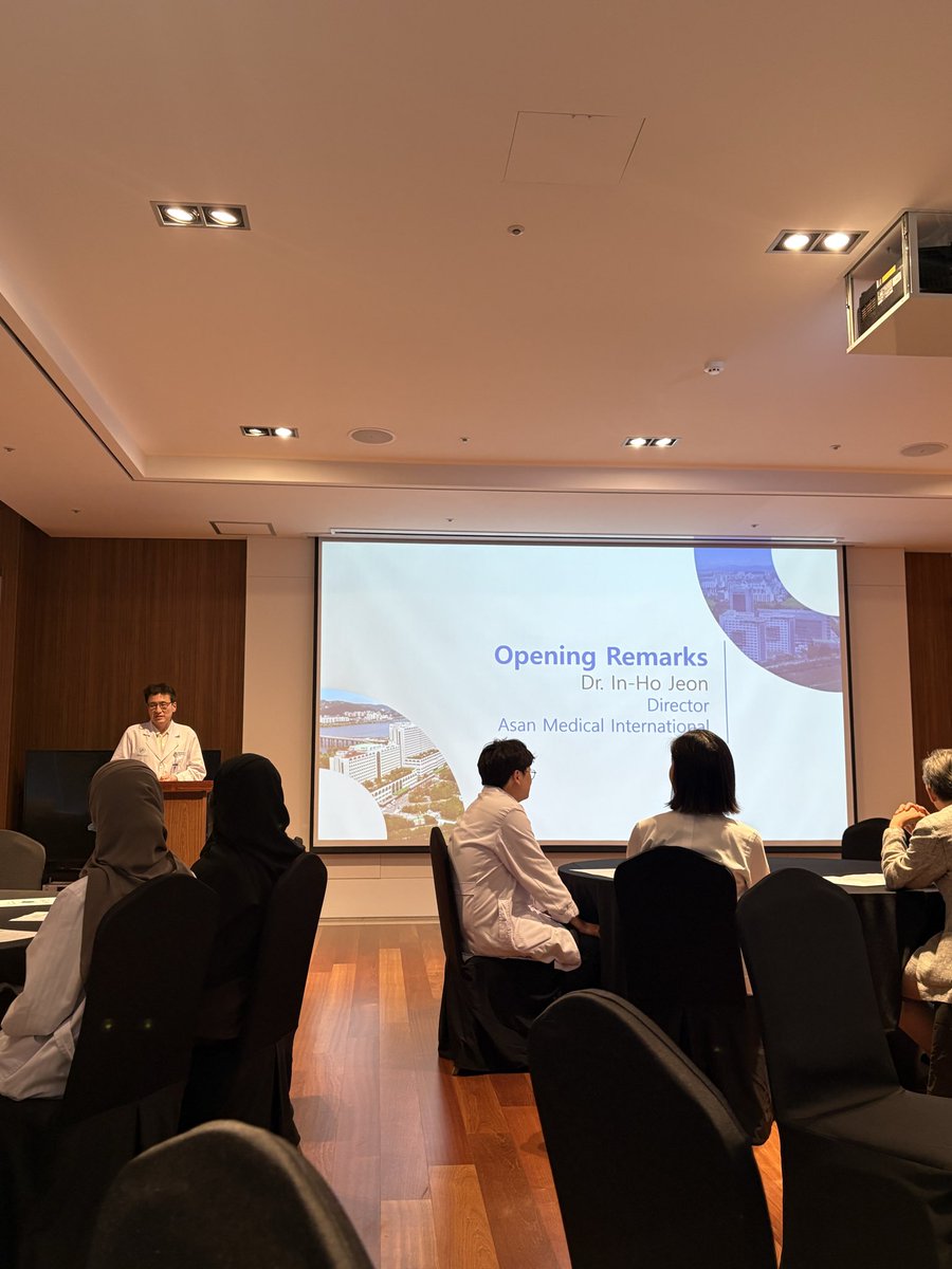 iepiph's tweet photo. Successfully completed my mandatory elective course at Asan Medical Center، so grateful for this opportunity to learn and gain valuable clinical experience. Special thanks to Professor Sarah Lee for her guidance and mentorship throughout this rotation. https://t.co/RLTYUWhbMr