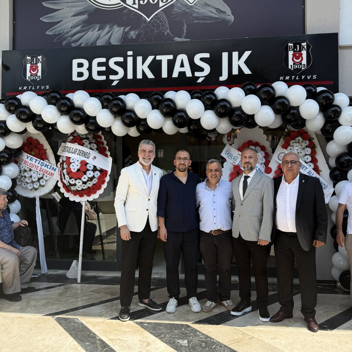 cemdkmn's tweet photo. Yeni mağazanız hayırlı olsun abilerim 🦅🦅🦅 https://t.co/FvVXdBwXgQ