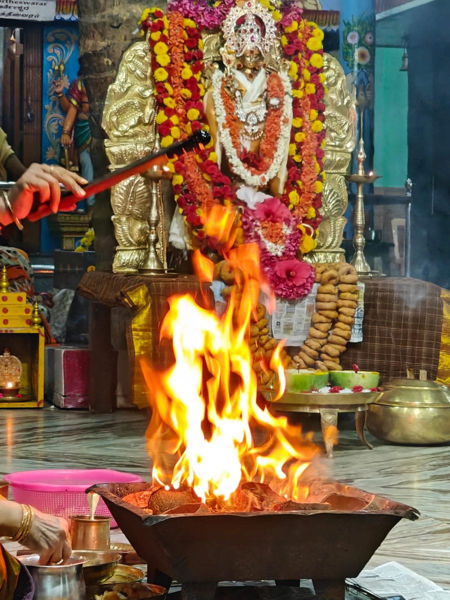 IAnnapurna1's tweet photo. Kala bhirava ashtami Pooja sampoornam 🙏🏼🙏🏼

Samastha SANATANI sukino bhavanthu 🚩🙏🏼 https://t.co/wotHi2Ws4T