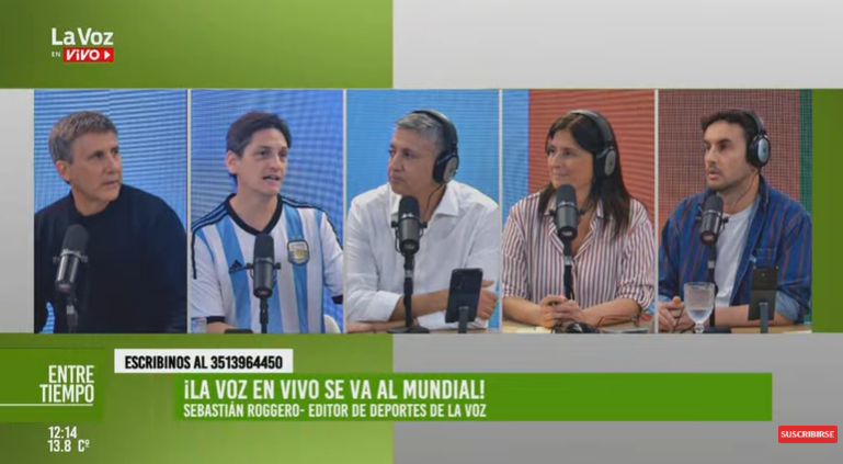 cholito82's tweet photo. Arrancó #Entretiempo, nuevo segmento de La Voz en Vivo, con foco en el Deporte y el #Mundial2026.
➡️Durante la Copa del Mundo tendremos a @JoBalbis_MundoD y @SebaRoggero desde Estados Unidos. 🏟️⚽️
Se puede ver en el canal de Youtube de @LAVOZcomar 
https://t.co/KLpSaKG9Hy https://t.co/SUjhVCQgnS