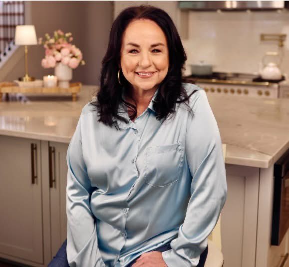 BrianEBriscoe's tweet photo. Look who is coming up Tuesday on the next episode of BUILT FOR THIS WITH BRIAN BRISCOE (produced by Heart Media DFW).  I will be visiting with @carlashellis (https://t.co/ARw2pHsJWY) to talk about her mission of restoring the heart of the home through restoring the woman. https://t.co/hjaUGo2YKY