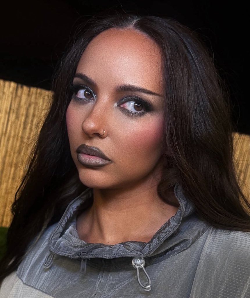 SERVEJADE's tweet photo. JADE’s face card is undefeated 🥵 https://t.co/EUhfKZCsVJ