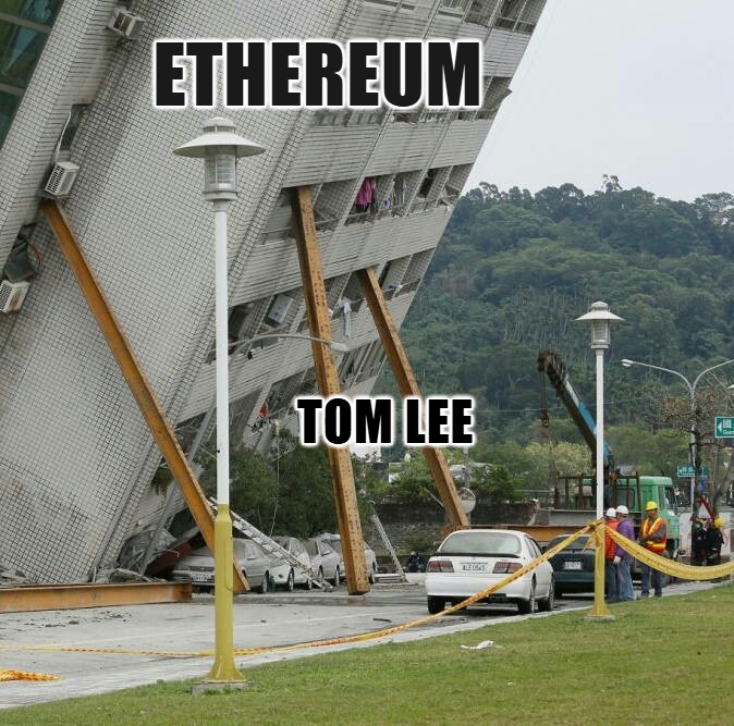 sunnydecree's tweet photo. Can we please just send the mother of all shitcoins to zero already? https://t.co/IASDN5lqtF