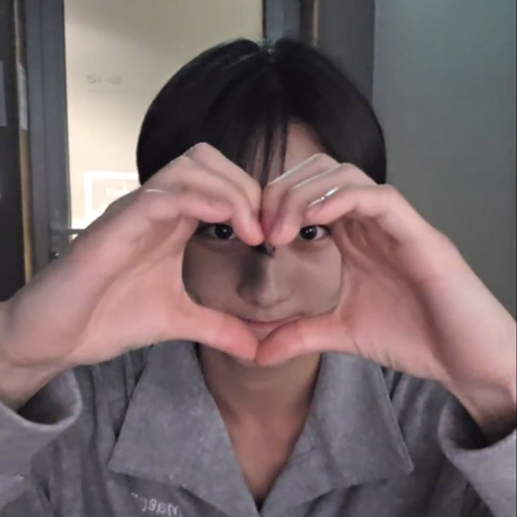 jngwonism_'s tweet photo. a heart and tiny-won for eveyone dropping the tags 🥹🤍

ENGENEs will not tolerate mistreatment and mismanagement of ENHYPEN and will continue boycotting until further improvement is seen. 

#Always_Stand_With_SevEN
#Boycott_BELIFT_Monetarily https://t.co/8tmohVGXyx