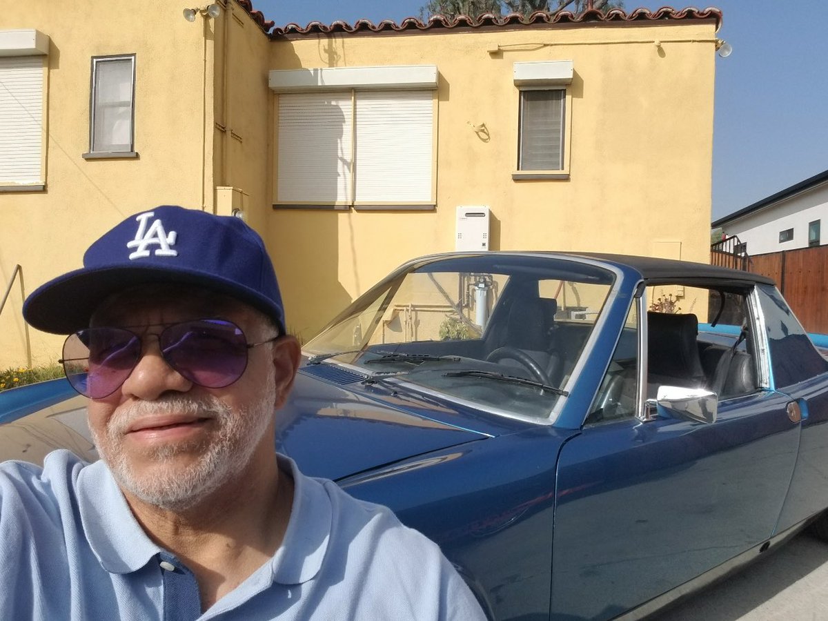 CttonCandyStyle's tweet photo. Happy 75th Birthday Papa Bear🥳🎉🎈 https://t.co/rKOOborBnk