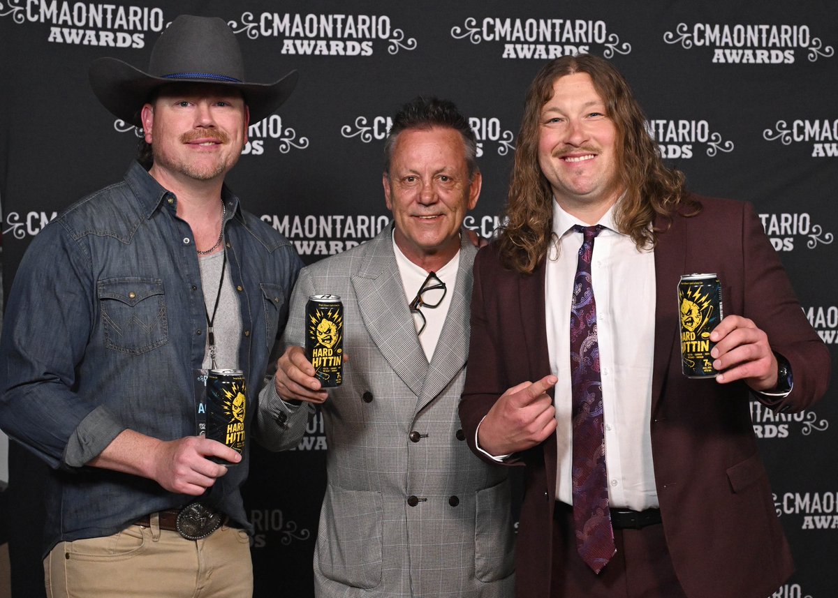 corymarksmusic's tweet photo. Had a great time at the @thecmaontario awards last weekend in port credit. Thank you to everyone who voted “Whiskey River” for music video of the year and to the CMAO members for asking me to close the show as the final act of night! https://t.co/nOaQS3Slea