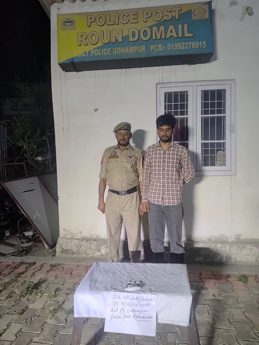 UdhampurPolice's tweet photo. *#NashaMuktJammuKashmirAbhiyaan*

#DrugsFreeUdhampur
*Two drug peddlers arrested with heroin in two separate NDPS cases by Udhampur Police @JmuKmrPolice
@JKPNMAbiyaan @UHqrs
@ZPHQJammu https://t.co/szUZdFluQH