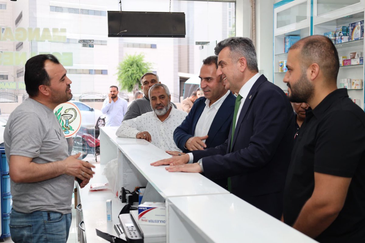 milhamigunbegi's tweet photo. 3/ Bizleri güleryüzle, samimiyetle, içten bir selam ile karşılayıp, gönül muhabbetlerine ortak eden, gücümüze güç katan Eyyübiye ilçemizdeki esnaflarımıza ve hemşehrilerimize teşekkür ediyoruz.

Her şey Şanlıurfa için
Her şey Eyyübiye için https://t.co/57pz6ljAxI
