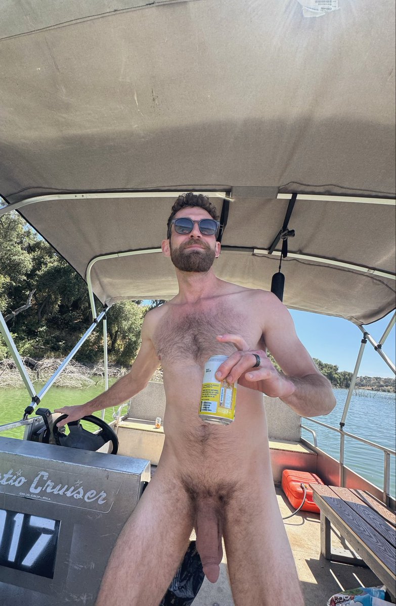 CoupleInCA's tweet photo. Wanna go for a cruise? 😜🛥️ https://t.co/PhGXbhGs29