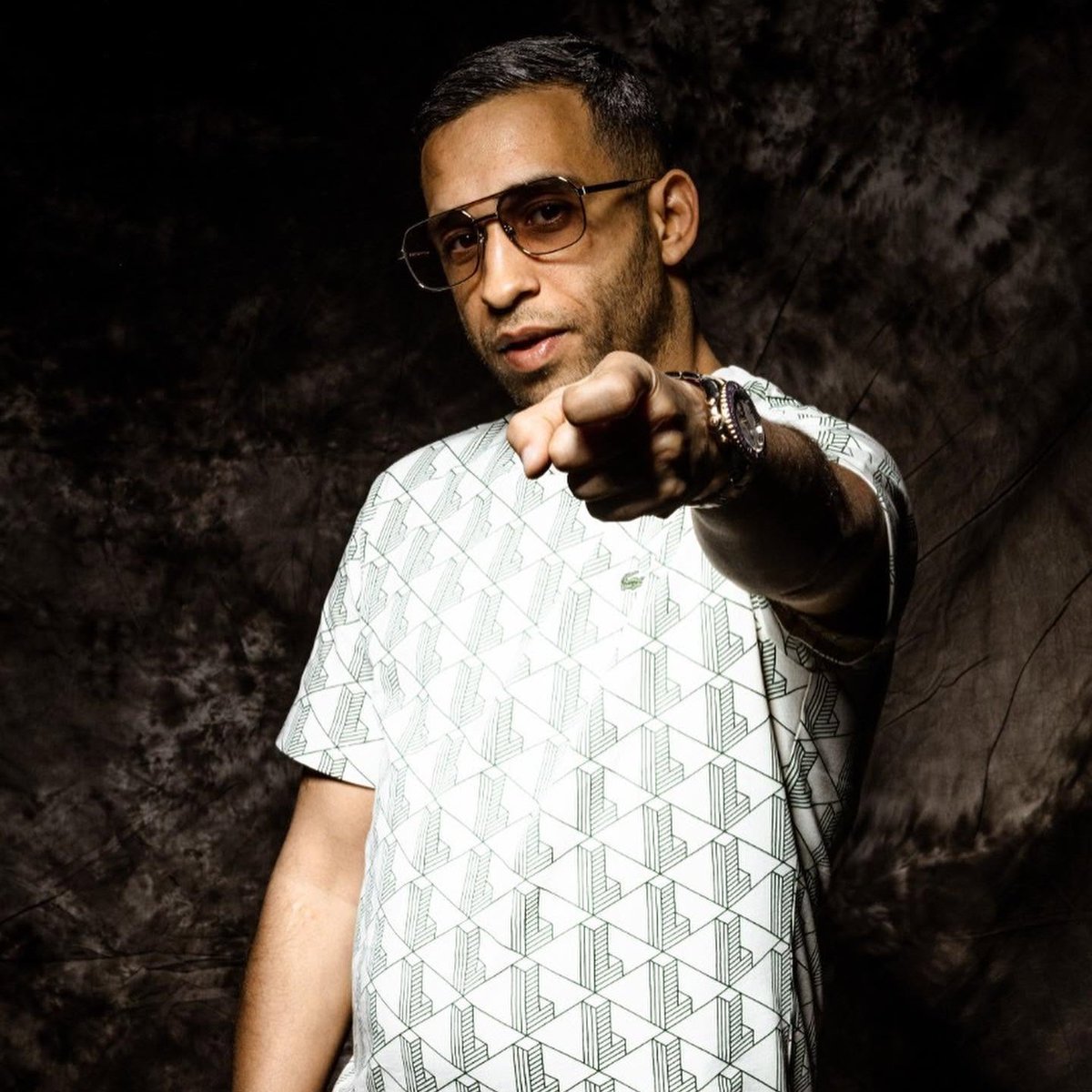 midiminuit__'s tweet photo. MISTER YOU &amp; LE RAT LUCIANO viennent d’obtenir leur premier single de diamant avec « 𝘓𝘰𝘪 𝘥𝘦 𝘭𝘢 𝘤𝘢𝘭𝘭𝘦 » ! 💎

2 légendes du rap français. 🤝 https://t.co/iRfi20htc3