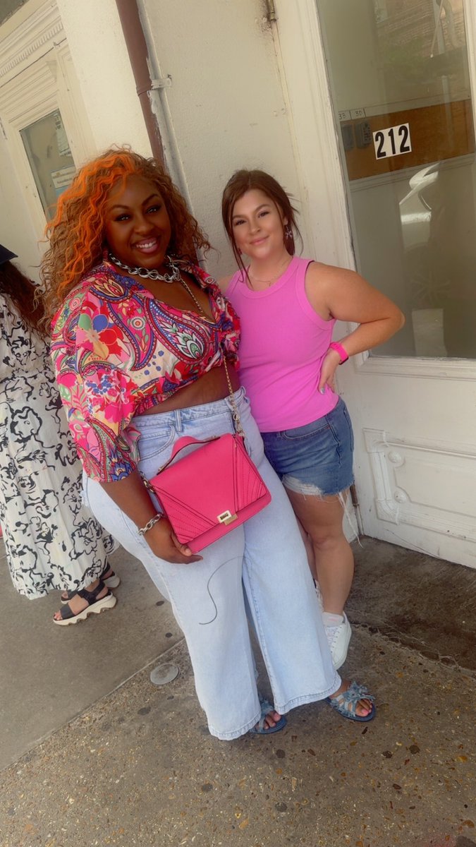 Astrronomy's tweet photo. Celebrated my birthday in New Orleans this weekend, a time was had. I have the bestest of friends. ❤️ https://t.co/b7ncAEiCCc