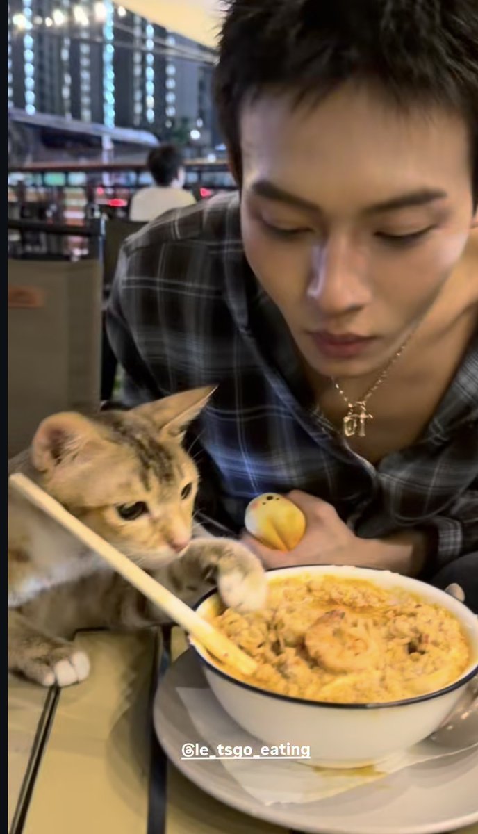 aanieees's tweet photo. เรื่องราวมันเกิดขึ้นไวมาก65555555555545554555555554555555455555555555555555555ขำไม่ไหวแล้ว55555555555555ช่วยเ้ว

#lego_rapeepong https://t.co/vM92imCNfK