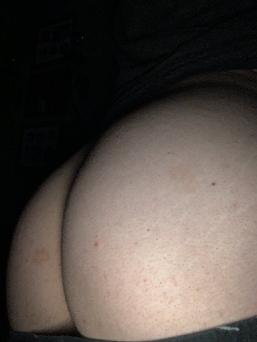 Jerseyj20202's tweet photo. Oops😬🫣#femboy #daddy #dmsopen #kinky #perv #cock #ass #nolimits #cnc https://t.co/j2xJ49J060