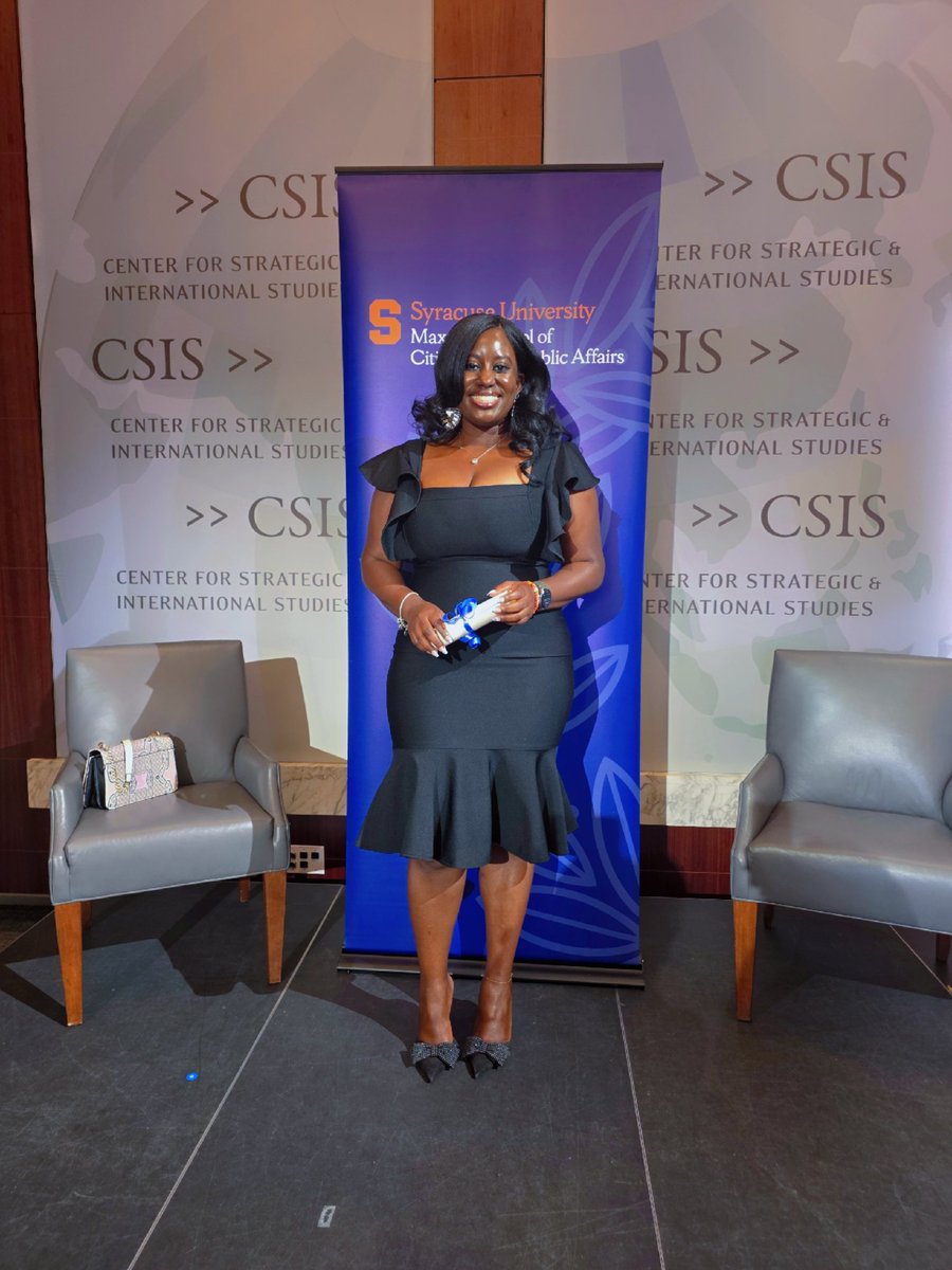 LindaNEK's tweet photo. I chose myself. I grew. I unlocked a whole new world of possibilities, capabilities and incredible opportunities! 🥳🥳 As I complete my Executive Master of International Relations in the class of 2026 and also get awarded a Certificate of Advanced Study in Public Leadership and Management from @MaxwellSU at @SyracuseU and @CSIS,  I reflect on the journey of the past year that saw me go so far out of my comfort zone to expose myself to even greater opportunities for impactful work.