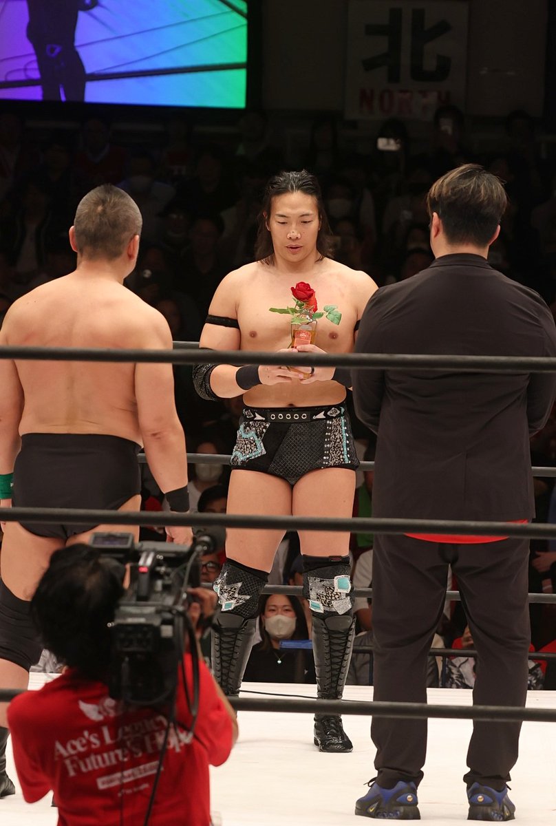 caspro1009's tweet photo. プロレスが一番面白い✨️
#一面対抗戦 #njpw #ddtpro https://t.co/4nwiIBtglE