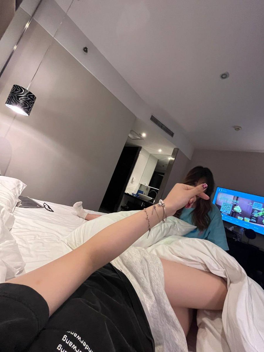 草莓美到你 tweet media