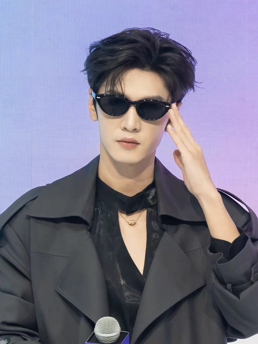 DearAround's tweet photo. รับพรี
MUEE x #ChenZheyuan

Gifts Box #เฉินเจ๋อหย่วน
ของที่จะได้รับภายในเซ็ต
🕶️ แว่นตากันแดดสุ่มสี *1 (สุ่ม/เลือกสีไม่ได้)
🕶️ Box
🕶️ กล่องใส่แว่นตา
🕶️ แก้วน้ำ 1 ใบ
🕶️ เข็มกลัด 1 อัน
🕶️ ฟิล์มการ์ด 1 แผ่น
🕶️ Photocard 2 ใบ

📍ราคาโปร 3,520 (รวมส่ง ems)📍
***ราคาเก็บรอบเดียว
***โปรถึงวันที่ 20/6

⚠️ รอสินค้า 30 วัน

สั่งซื้อได้ที่ dm หรือ line 
https://t.co/XqhYBpRzSx

#ตลาดนัดเฉินเจ๋อหย่วน