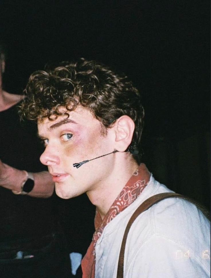hadestownthinkr's tweet photo. hadestown pride month day eight: noah mullins! https://t.co/oWsCtLnZM9