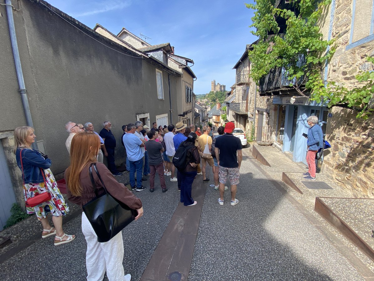 LPBVF's tweet photo. Une nouvelle page s'ouvre pour les Plus Beaux Villages de France.
Réunis à Najac du 5 au 7 juin, les élus du réseau ont élu leur nouveau Président et renouvelé les instances de l'association pour la mandature 2026-2032.

➡️ https://t.co/a3uAitaaAS https://t.co/pAIV8VT7XL