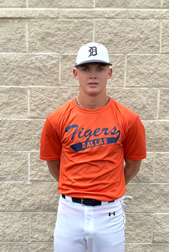 FiveToolCollege's tweet photo. F: @DTigerBaseball Cecil 10, Red River 3 
PoG: @MasonPate8 3-4, 2 2B, 2 RBI 
Notable: @reese_ogden 2-3 HR, RBI https://t.co/boQtMn5o27