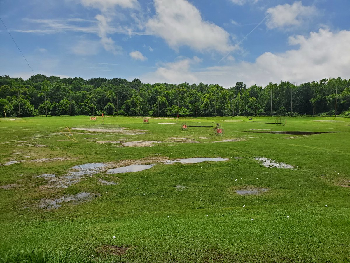 rwgeorge7's tweet photo. Driving range. https://t.co/fzClu7e4pD