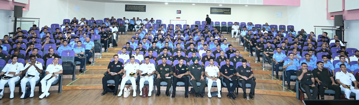 HQ_IDS_India's tweet photo. #DSTSC09 begins at #MILIT, Pune. 

Major General Naveen Kumar Thapliyal, Commandant, MILIT, welcomed 179 officers, including 20 from Friendly Foreign Countries. Emphasising professional excellence, technological awareness and adaptability, he highlighted the need to prepare for the challenges of an evolving battlespace.

The course is designed for tri-services officers, to enhance technical knowledge, strengthen jointmanship, foster inter-service understanding and develop analytical as well as decision-making competencies essential for future military leaders.

#ProfessionalMilitaryEducation 

@DefenceMinIndia 
@SethSanjayMP 
@SpokespersonMoD 
@MIB_India