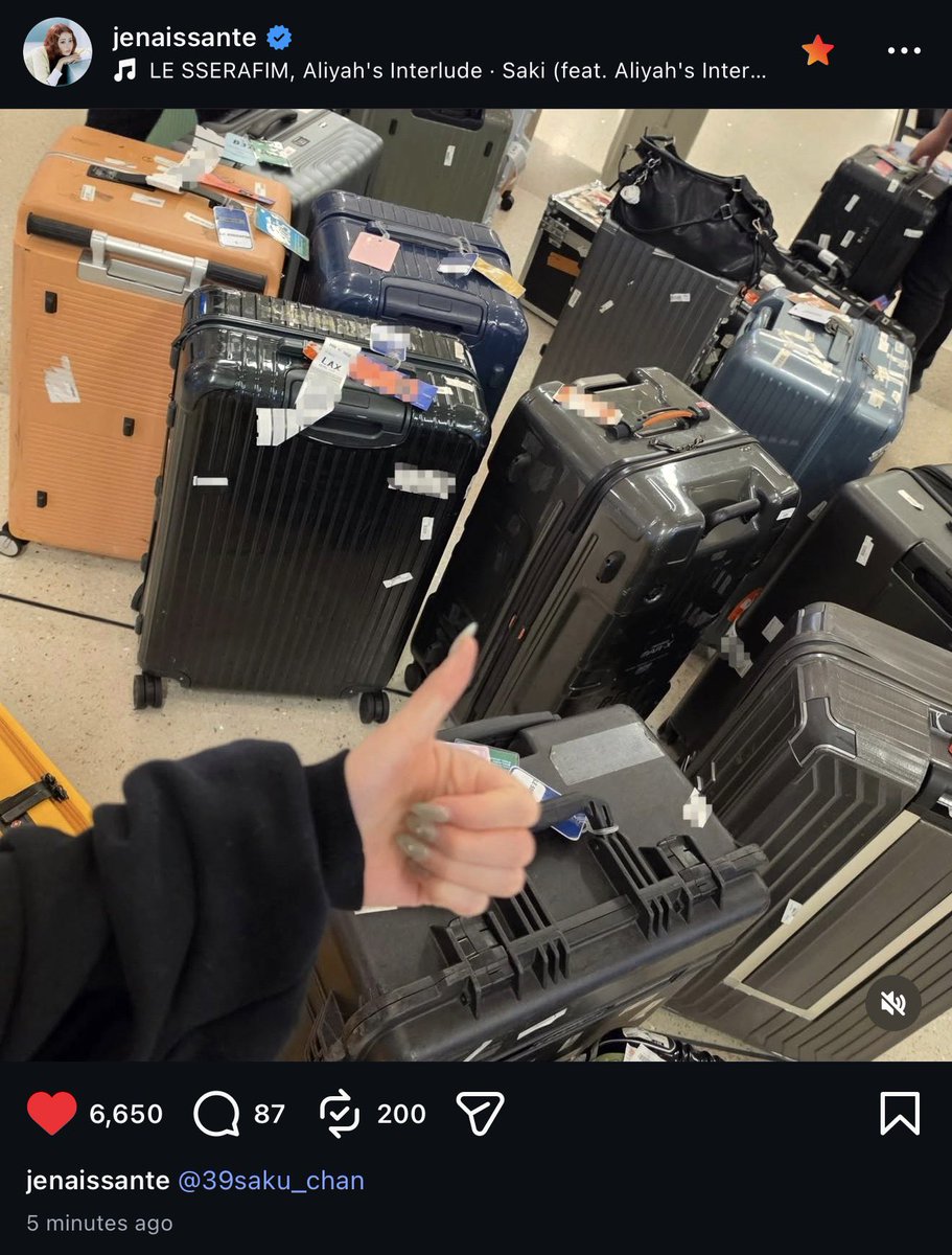 kzhaabs's tweet photo. yunjin successfully took care of the luggages 😭
FUCKK LMAO THIS IS SO FUNNY https://t.co/hpAFaohBTH