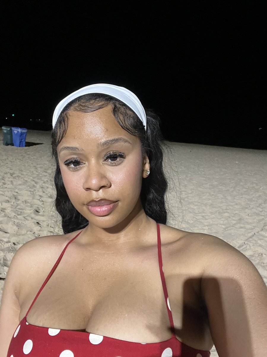 _Iammonae_'s tweet photo. Beach me baby❤️ https://t.co/g0DkC3hvsd
