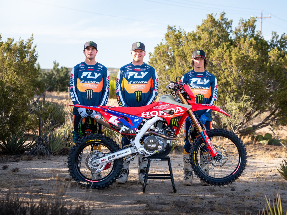 procircuit78's tweet photo. 58th Annual Baja 500 Champions. 🏆

@tylerlynn222, @sam.pretscherer, and @carterklein464 get it done for @slr_honda once again.

#WeRace #ProCircuit #Baja500 https://t.co/XBdit20IIL