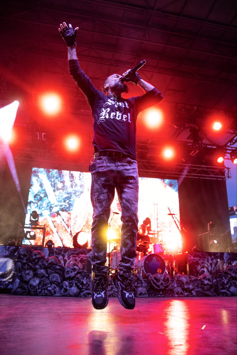 kseofficial's tweet photo. We LOVE playing on sporting grounds, especially minor league baseball fields!!! Last night in SOUTH BEND was no exception! Beautiful weather, wonderful people, and so many “first concerts” for metal’s future generations. THANKS to everyone who came out to rock with us AND to the good folks at @sbcubs for the hospitality!

📸: manalivecreative 

P.S. Adam encourages everyone to read the fine print.😉