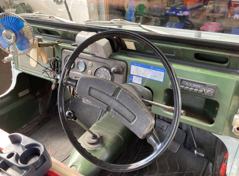IXbE1IzHH3myazI's tweet photo. 気になる中古車！
「いすゞ ユニキャブ 1600」
いやぁ、ユニキャブって本当にいいですよねぇ～🤗 https://t.co/XtABoNhWMl