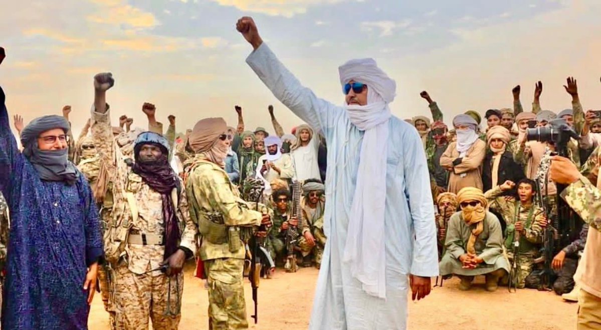 BKhattary's tweet photo. Le peuple de l'Azawad se bat pour l'égalité de tous les hommes La liberté de chaque individu Tout à gardant les principes de l'humanité.....
La cause  du peuple de l’azawad est très nombreux et surtout justifié 
Car leur Combat était contre la corruption du gouvernement......... https://t.co/i5Y5Ckr4Ch