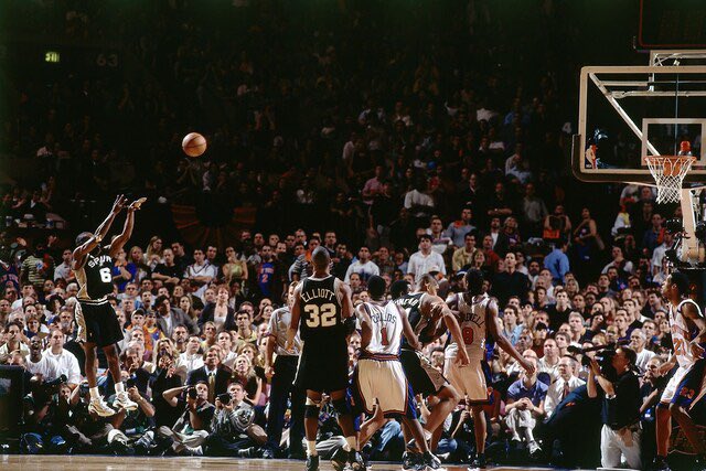 saspurstalk21's tweet photo. The last time there was an NBA finals game at MSG. https://t.co/0X6E7oex4V