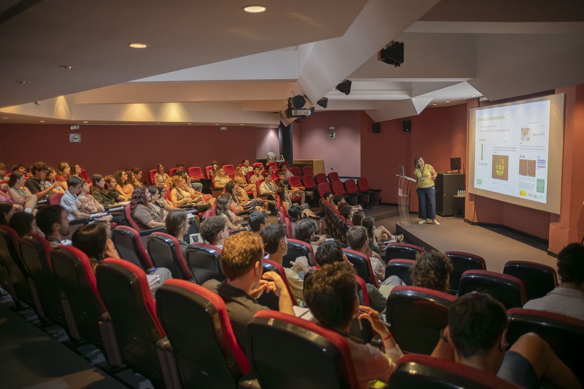 CNB_CSIC's tweet photo. 👏 Today we celebrated the XI PhD Students’ Workshop at the CNB, a fantastic morning dedicated to scientific exchange and research.
Many thanks to the 12 speakers and our PhD Candidates’ Committee for their hard work and commitment in making this event possible 😉
#PhDWorkshop https://t.co/SXP35DPNI4