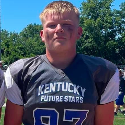 AlPopsFootball's tweet photo. @KYFUTURESTARS @Leelen75 @midway_sprint @MidwayUniv Atta boy @Leelan_50 !! https://t.co/IfHzJVpfpf